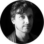 ד"ר ניקולס לורנציני